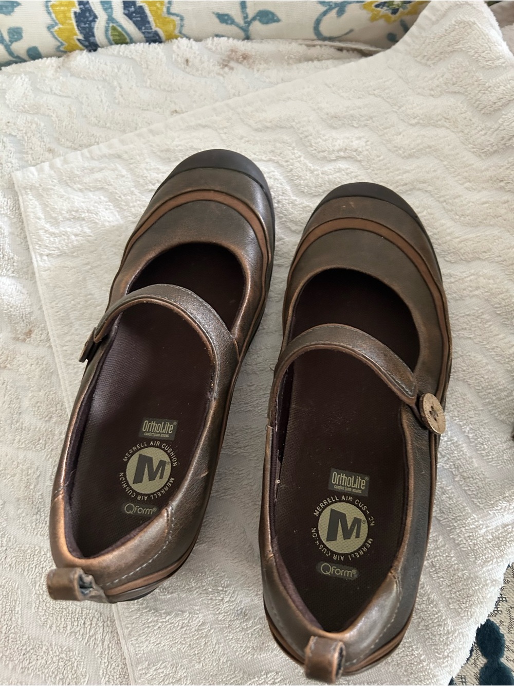 Merrell Brown Metallic Mary Jane Flats